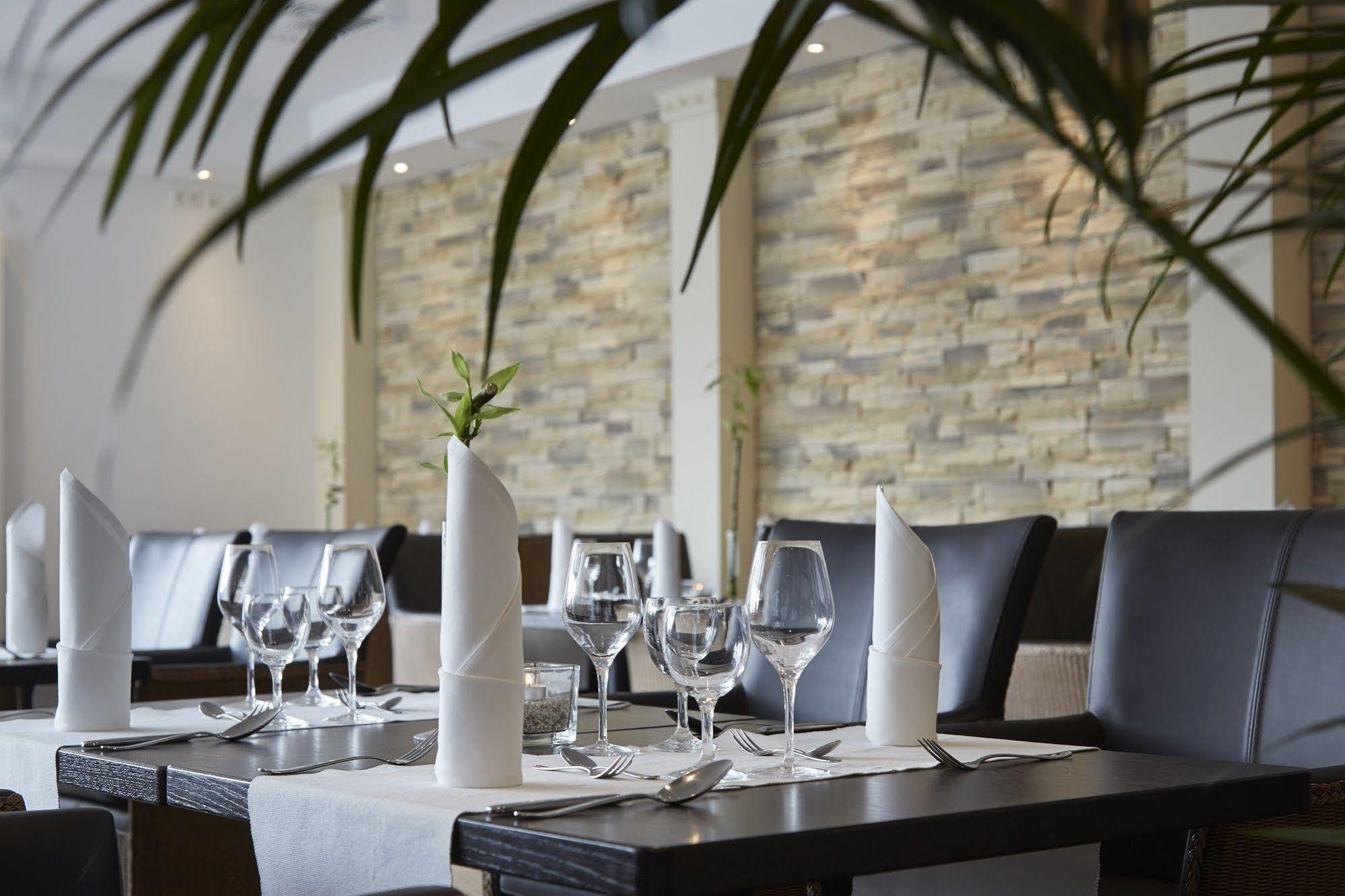 Nordica Hotel Friesenhof Büsum Exteriör bild